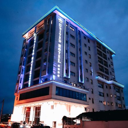 United Hotel International Yaoundé Exterior foto
