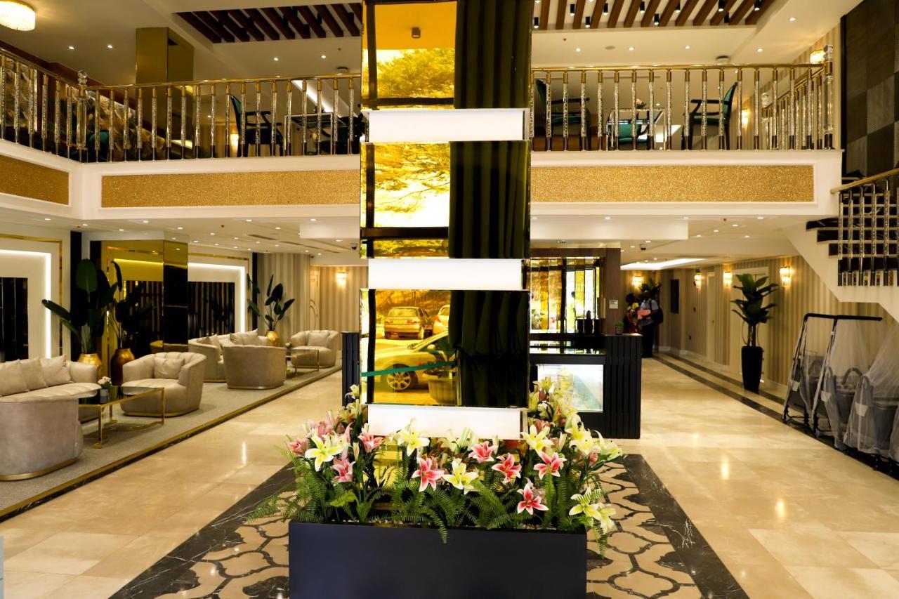 United Hotel International Yaoundé Exterior foto